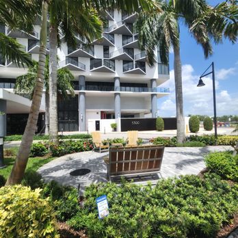 Downtown Doral - Shopping Centers Near Me - Doral, Florida