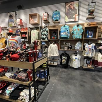 BoxLunch - Men's Clothing Near Me - Las Vegas, Nevada