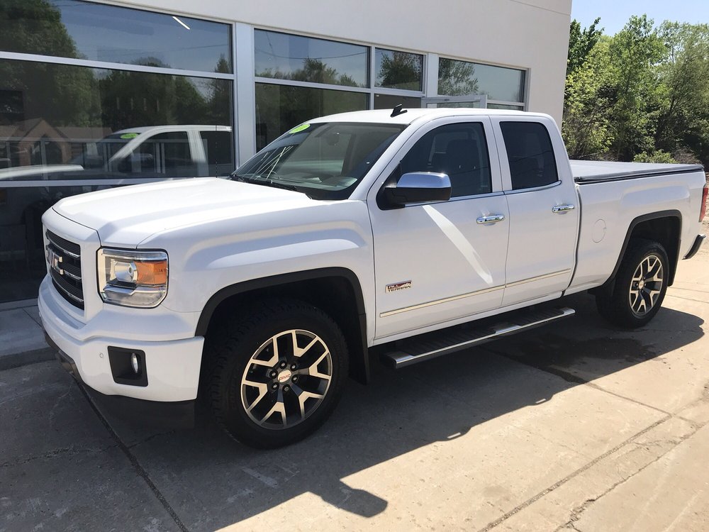 MOTORCARS 2720 S Sprinkle Rd, Kalamazoo, Michigan Car Dealers