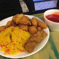 Lucky Chens Kitchen - Sweet and Sour Chicken.