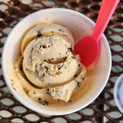 United Dairy Farmers - Peanut butter cookie dough ice cream