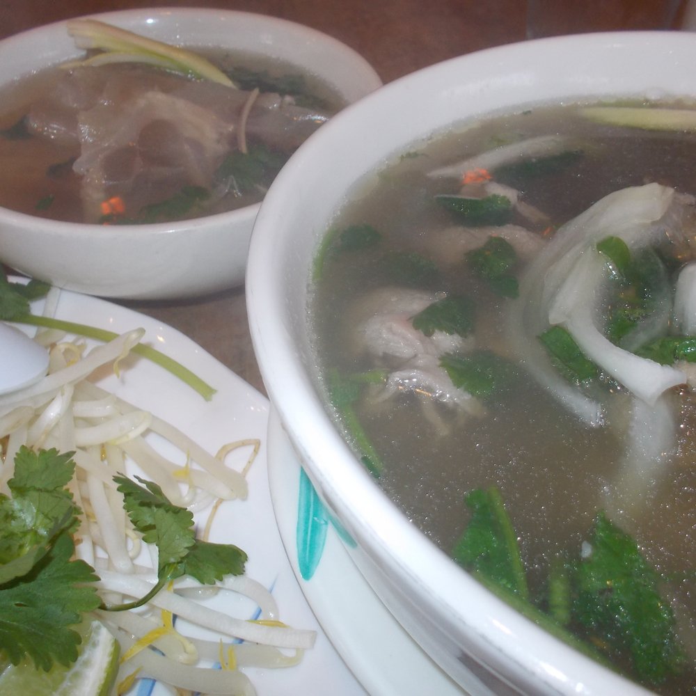 Com Tam Thanh - pho tai w/ side tendon - Vietnamese Near Me - Newark, California