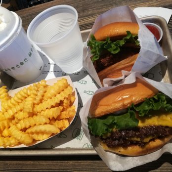 Shake Shack Perimeter Mall - Burgers Near Me - Atlanta, Georgia Shake Shack Perimeter Mall - Burgers Near Me - Atlanta, Georgia