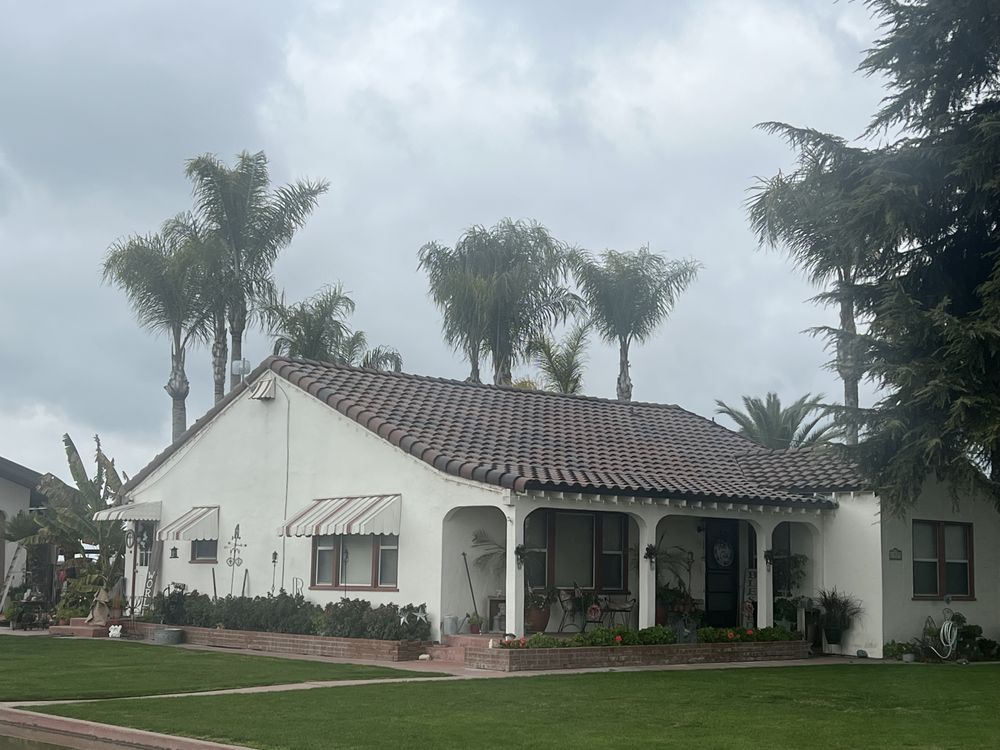 Slide of Xtreme Roofing Contractors