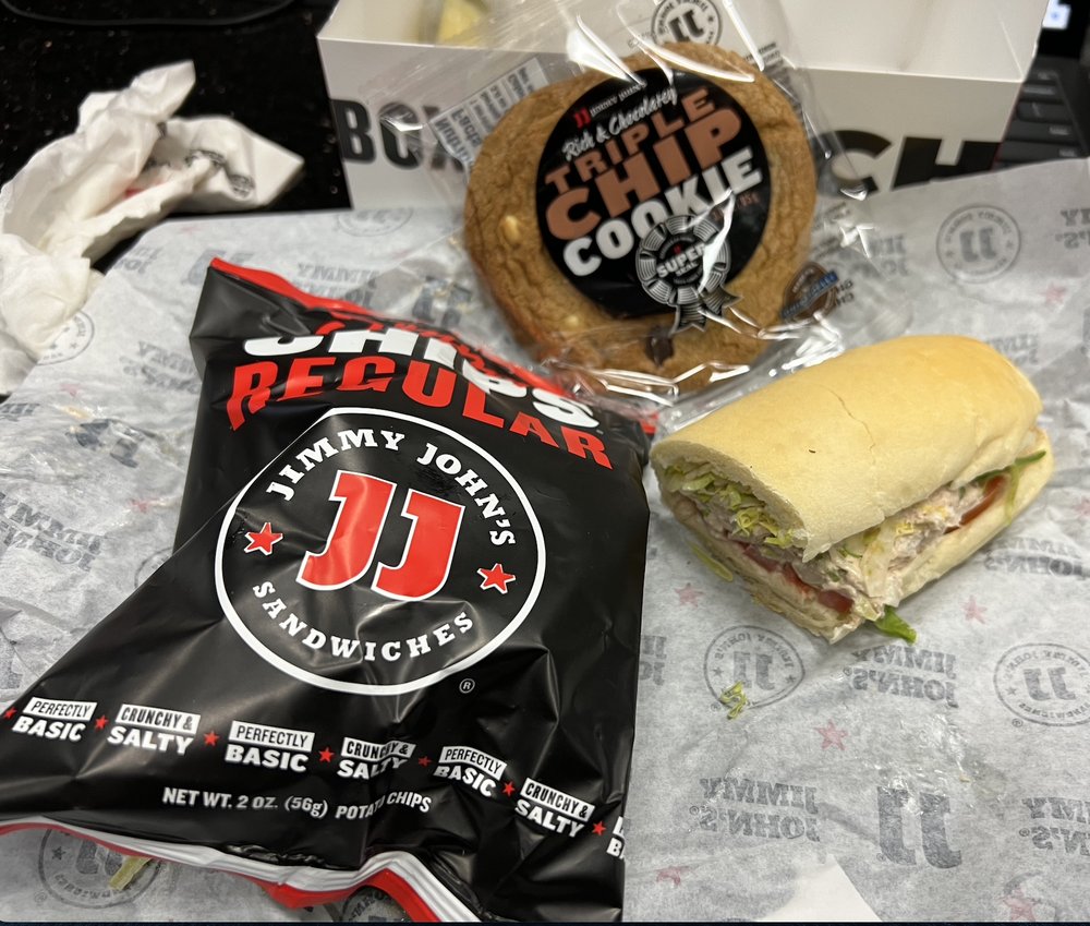 JIMMY JOHN’S Updated September 2024 35 Photos & 78 Reviews 118 E