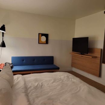 Hotel June - Room from the door - Hotels Near Me - Los Angeles, California Hotel June - Room from the door - Hotels Near Me - Los Angeles, California