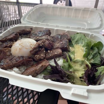 Topped Waikiki - Signature Kalbi Bowl - Korean Near Me - Honolulu, Hawaii