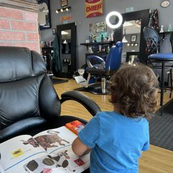 Miracles Barbershop - Waiting for our turn!