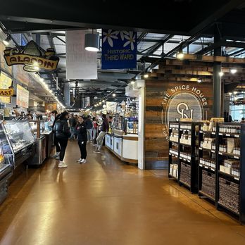 Milwaukee Public Market - Public Markets Near Me - Milwaukee, Wisconsin