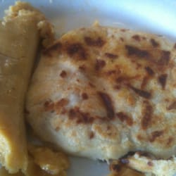 Ricas Pupusa El Salvador - Pupusa and tamale