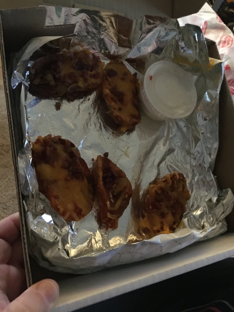 Order Potato Skins food online from Molinaro's Ristorante store, Lockport on bringmethat.com