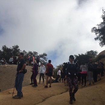 Potato Chip Rock - Line @ Potato Chip Rock. Only 10 mins today - Hiking Near Me - Poway, California