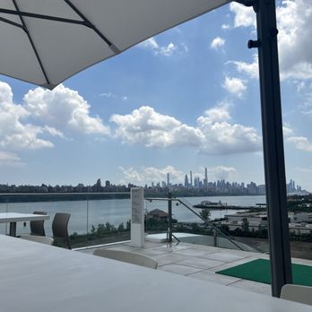 SoJo Spa Club - Saunas Near Me - Edgewater, New Jersey