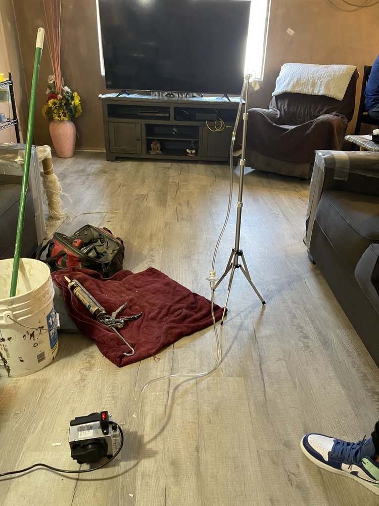 The M--d G--s - mold inspector in San Fernando Valley, CA