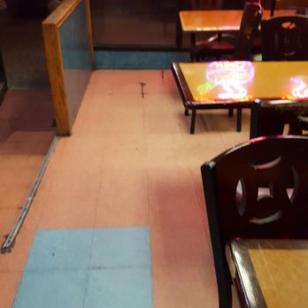 Fu Wing Chinese Restaurant - empty tables and chairs - Chinese Near Me - New York, New York Fu Wing Chinese Restaurant - empty tables and chairs - Chinese Near Me - New York, New York