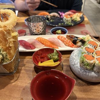 Umai Nori - Lunch sushi combo comes with tempura. - Sushi Bars Near Me - Washington, DC, District of Columbia Umai Nori - Lunch sushi combo comes with tempura. - Sushi Bars Near Me - Washington, DC, District of Columbia