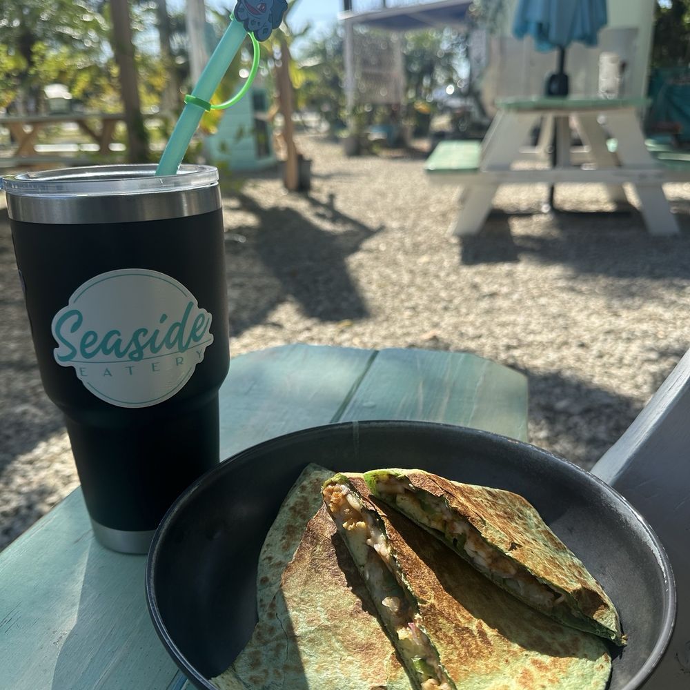 Ordered a b-fast quesadilla and hands down one of the best quesadillas I've ever had, would definitely recommend Ordered a b-fast quesadilla and hands down one of the best quesadillas I've ever had, would definitely recommend