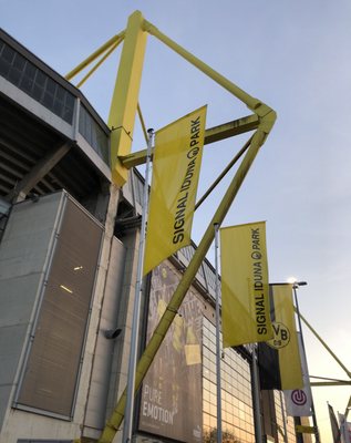 Signal Iduna Park by null