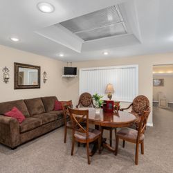 Weeks' Enumclaw Funeral Home