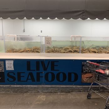 Lee Lee International Supermarkets - Live Dungeness crab - Seafood Markets Near Me - Chandler, Arizona