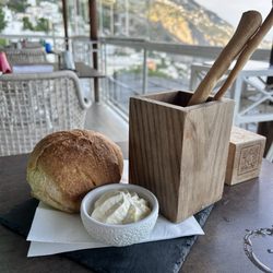 M'ama! - Bread and butter