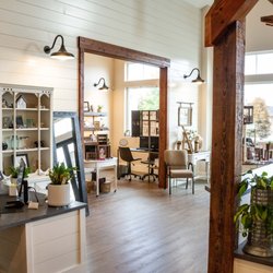 Cascadia Eye - Stanwood - Cozy interior of Cascadia Eye Stanwood