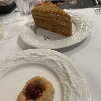 Dolan's - Honey Cake - Asian Fusion Near Me - Alhambra, California