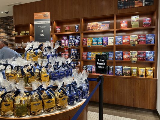 Ghirardelli Ice Cream & Chocolate Shop by null