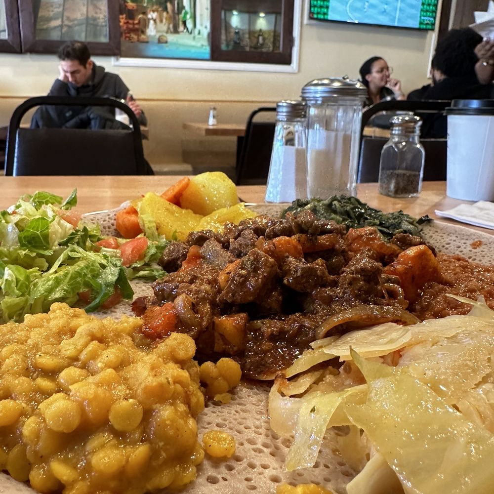 Keren Restaurant - Keren Special Tibsi (Beef) W/ Injera - Ethiopian Near Me - Washington, DC, District of Columbia Keren Restaurant - Keren Special Tibsi (Beef) W/ Injera - Ethiopian Near Me - Washington, DC, District of Columbia