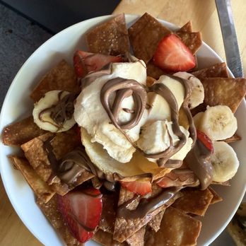 Bar Bruno - Dessert Nachos - New American Near Me - Brooklyn, New York