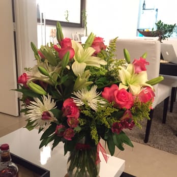Downtown Flowers - Beautiful - Floral Designers Near Me Downtown Flowers - Beautiful - Floral Designers Near Me