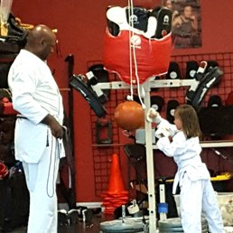 Sensi Cobb drills with Ally, 5 yrs old. Sensi Cobb drills with Ally, 5 yrs old.