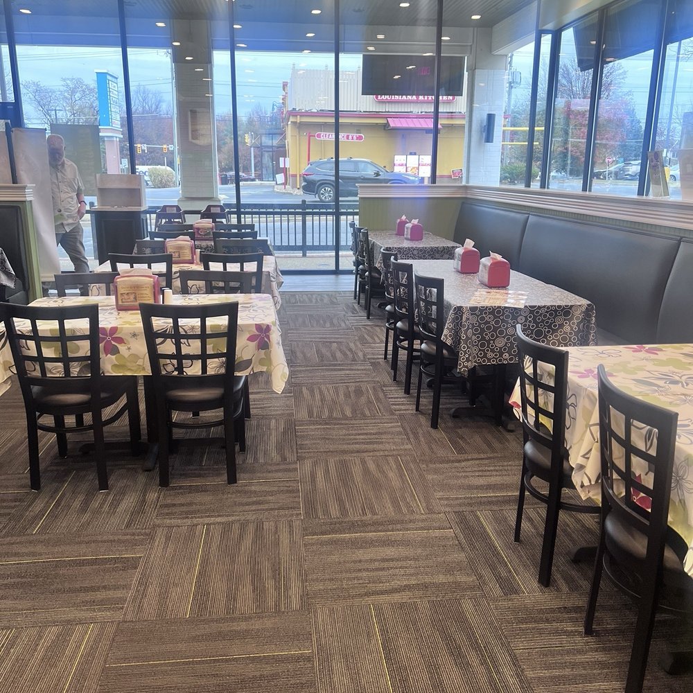 Chicken Salad Chick - Part of the dining area. Tons more seating then I captured. - Sandwiches Near Me - Fairfax, Virginia Chicken Salad Chick - Part of the dining area. Tons more seating then I captured. - Sandwiches Near Me - Fairfax, Virginia