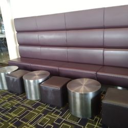 Barker Hotel - Seating