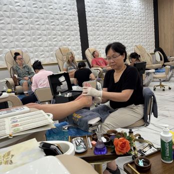 Royal Nail Spa - Relaxing - Waxing Near Me - Champaign, Illinois Royal Nail Spa - Relaxing - Waxing Near Me - Champaign, Illinois