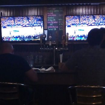 Craftu - NBAfinals2017 at Craft Kitchen and Taphouse Lynbrook. - Bars Near Me - Lynbrook, New York