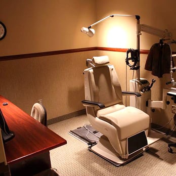 Pacific Cataract and Laser Institute - One of our exam rooms - Optometrists Near Me - Chehalis, Washington Pacific Cataract and Laser Institute - One of our exam rooms - Optometrists Near Me - Chehalis, Washington