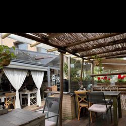 Lario's Bar - Found by chance ... little treasure