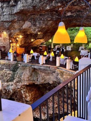 Grotta Palazzese by null