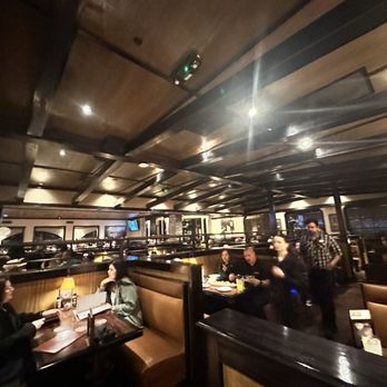 LongHorn Steakhouse - Inside - Steakhouses Near Me - Bakersfield, California LongHorn Steakhouse - Inside - Steakhouses Near Me - Bakersfield, California