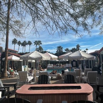 Fleur Noire Hotel - outdoor area by pool - Hotels Near Me - Palm Springs, California Fleur Noire Hotel - outdoor area by pool - Hotels Near Me - Palm Springs, California