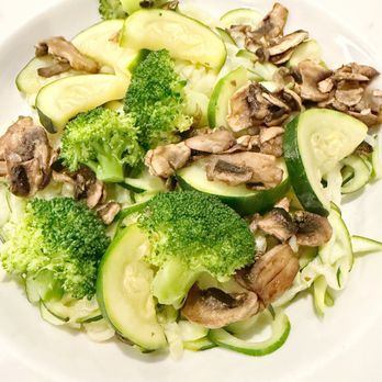 Strings Italian Cafe - Zoodles with steamed mushrooms, broccoli and slices of zucchini. Pasta sauce requested on the side instead. - Italian Near Me - Modesto, California