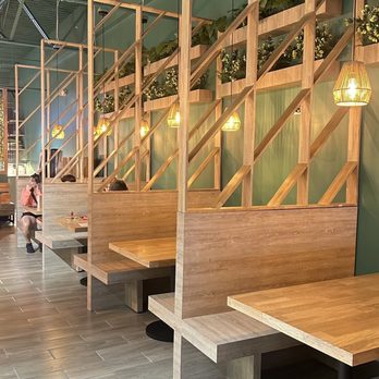 Smoothie Spot - Seating - Juice Bars & Smoothies Near Me - Davie, Florida