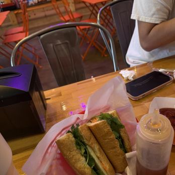 Petit Beignets and Tapioca - Bubble Tea Near Me - Houston, Texas