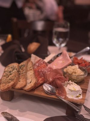 Piero's Italian Cuisine by null