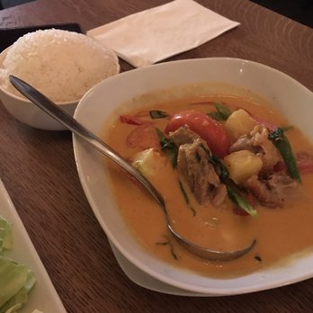 Laem Buri - Duck curry - Thai Near Me - Seattle, Washington