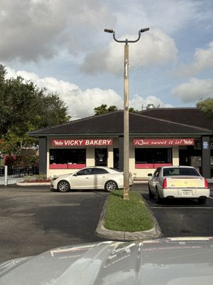 Vicky Bakery Davie by null