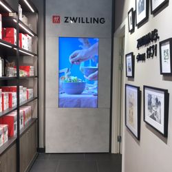 Zwilling J.A. Henckels Scandinavia - Wall of goods