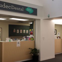 Hudec Dental