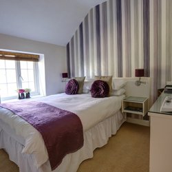 Manor Court Hotel - Standard Room